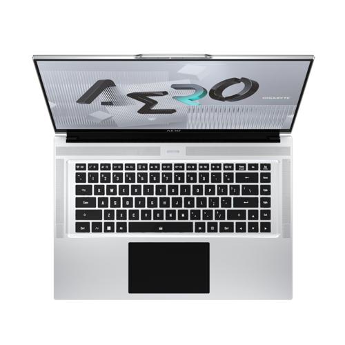 10195_gigabyte_aero_16_silver_4